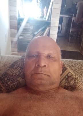 Valdir из Sete Lagoas 75 лет