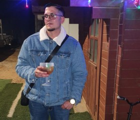 Jesu, 23, Sevilla