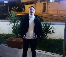 Elviss, 20, Penne