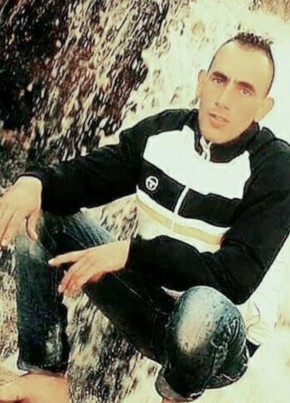 Wari, 34, People’s Democratic Republic of Algeria, Bir el Djir