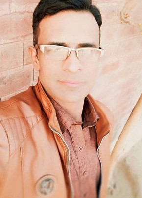 Gujjar, 35, Pakistan, Lahore
