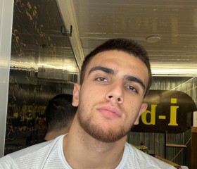 Kadir, 22, Tashkent