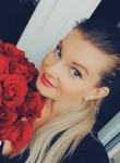 Yuliya, 40, Saint Petersburg