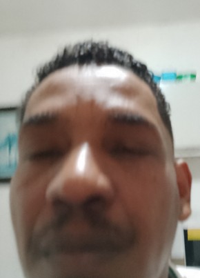 Alessandro из Osasco 51 год
