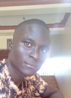 Ramd Khoisan, 20, Uganda, Kampala