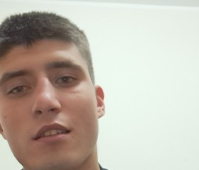 Anton, 26, Kalinkavichy