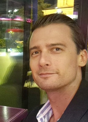 Александр, 36, Россия, Псков