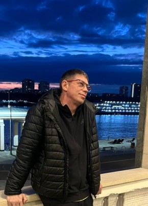 Михаил из Москвы 43 года