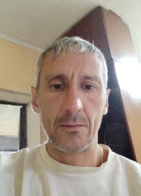 Александр из Миасса 46 лет