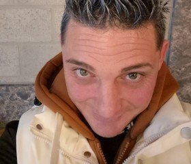 Baxter, 39, Turnhout