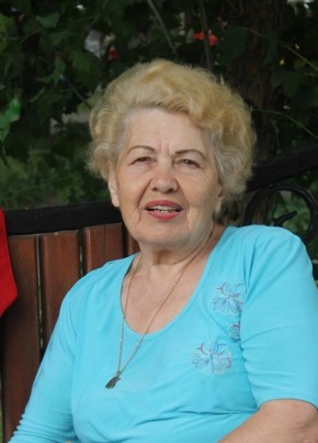 Галина, 76, Россия, Приморско-Ахтарск