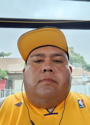 Uriel, 39, United States of America, Los Angeles