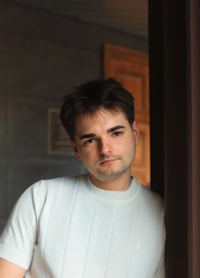 Дмитрий из Орска 23 года