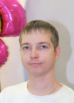 Максим из Кургана 38 лет