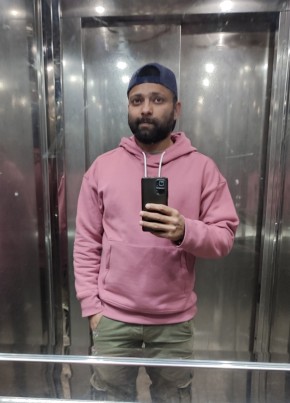 Lucky из حَوَلِّي 33 года