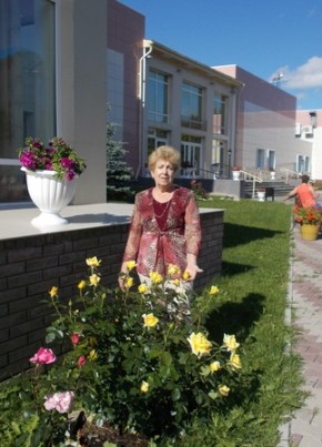 Галина, 77, Россия, Добрянка