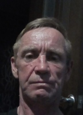 Анатолий из Бирска 52 года