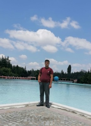 Mücahit Bozbey, 20, Türkiye Cumhuriyeti, Ankara