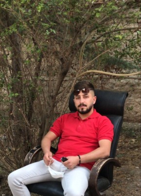 Ahmet Babacan, 25, Türkiye Cumhuriyeti, Ereğli (Konya İli)