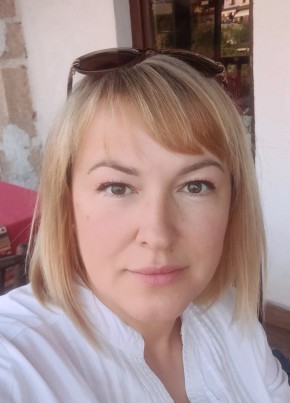 Nataliia из Slobodna Država Rijeka 49 лет