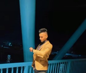 علي, 18, Al Hindiyah