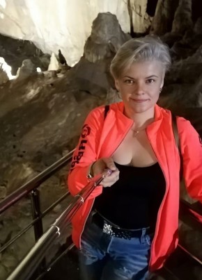 Евгения, 47, Россия, Нижневартовск
