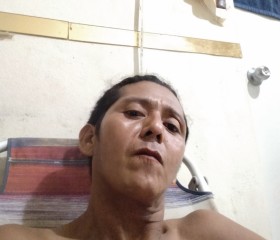 Onan, 35, Cancun