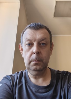 Илья из Барнаула 49 лет