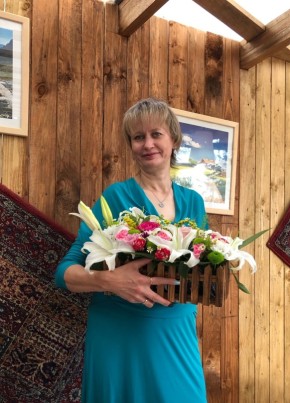 Лариса, 53, Россия, Ленинградская