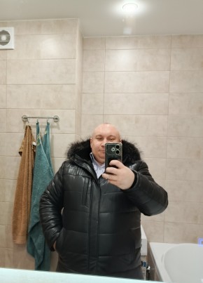Роман из Москвы 33 года