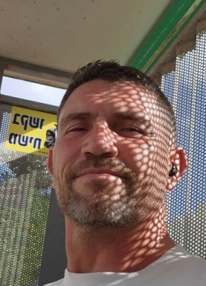 Данил из תל אביב-יפו 52 года