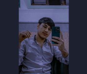 Razi Sadat, 26, Ho Chi Minh City