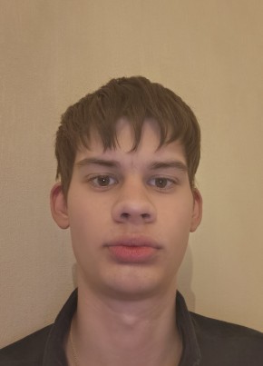 Maksim, 19, Russia, Moscow