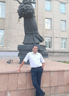 Игорь