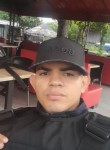 Leonel, 20, Bucaramanga