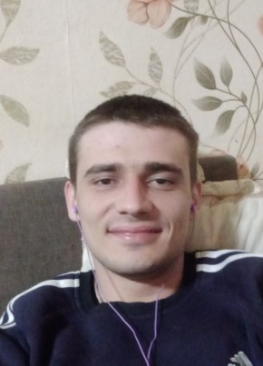 Олег, 25, Россия, Бесскорбная
