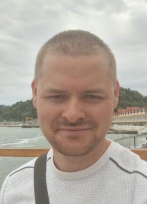 Сергей из Омска 33 года