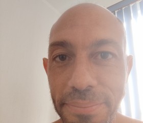 Omar, 44, Cancun