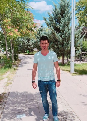 Ahmet, 37, Türkiye Cumhuriyeti, İstanbul