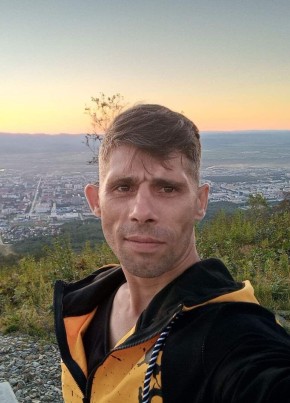 Влад из Охи 43 года
