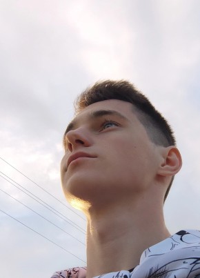 Сергей из Вешенскаи 21 год