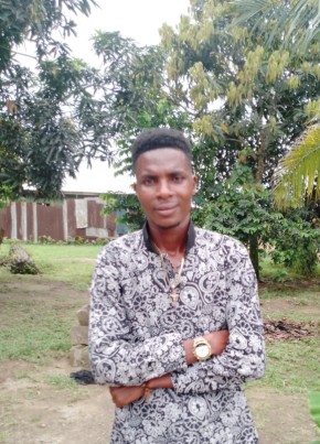 Prince Toweh, 30, Liberia, Gbarnga