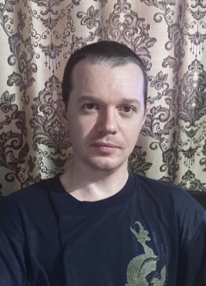 Антон из Волгограда 37 лет