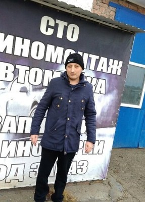 Максим, 34, Россия, Яшалта