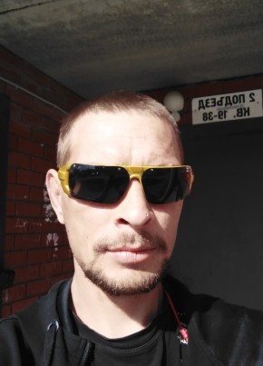 Юрий, 39, Россия, Серов