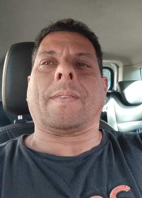 Luciano из Londrina 50 лет