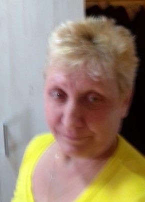 Настя, 61, Россия, Уфа