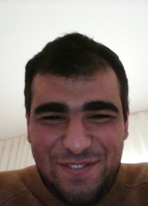Emir Erdem, 23, Türkiye Cumhuriyeti, Erzincan