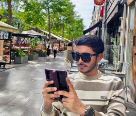 Rajesh Verma, 25, Mumbai