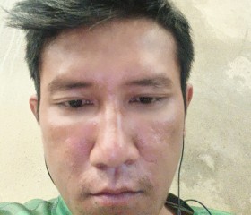 บี, 20, Krathum Baen